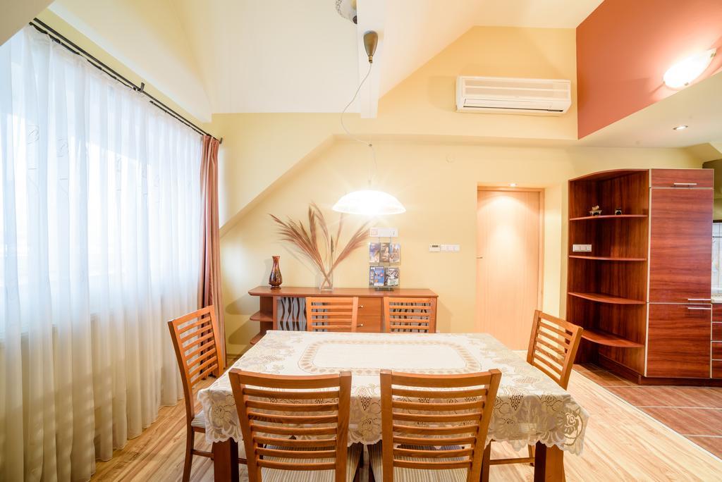 Park Apartment Krakow Ngoại thất bức ảnh