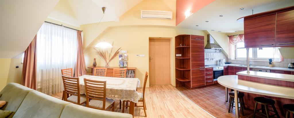 Park Apartment Krakow Ngoại thất bức ảnh