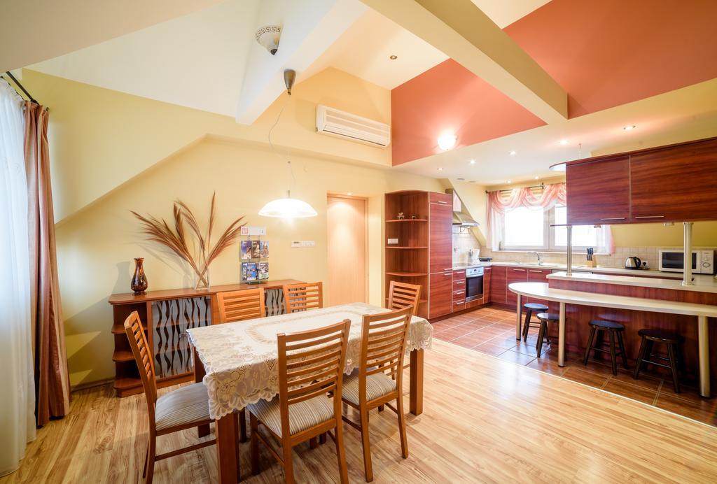 Park Apartment Krakow Ngoại thất bức ảnh
